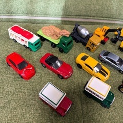 トミカ ミニカー チョロQの画像