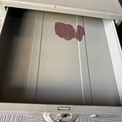 スチール小物入れの画像