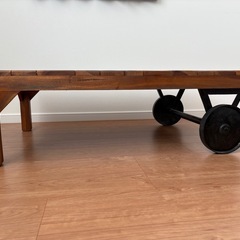 トロリーテーブルの画像
