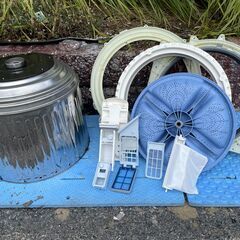 洗濯機の分解クリーニング行っています！配送設置込み2018年製　シャープ　インバーター8.0K洗濯乾燥機　　分解クリーニング済み！！の画像