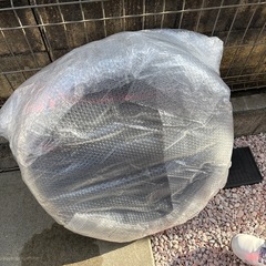 ハイエース200系　新車外し　ホイール4本　ホイールキャップ新品未開封　スペアタイヤ1本の画像