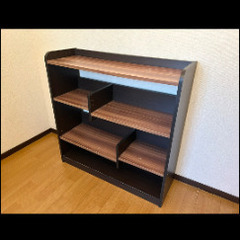 収納棚　本棚の画像