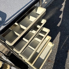 オオヒロ　サロン用ワゴン　ヤケ、サビあり　2セットの画像