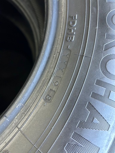 タイヤ　YOKOHAMA  iceGUARD iG50 PLUS 215/65 R16 2018年製 冬タイヤ　4本