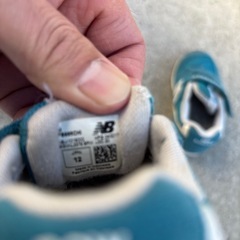 子供の靴の画像