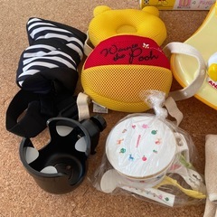 補助便座　スリーパー　抱っこ紐　育児本　離乳食の画像