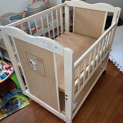 スヌーピー　ベビーベッドの画像