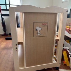 スヌーピー　ベビーベッドの画像