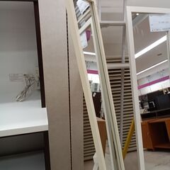 リユースのサカイ栃木店★ジモティ割あり★  ミラー ホワイト W27×D42×H147 クリーニング済み TC11602の画像