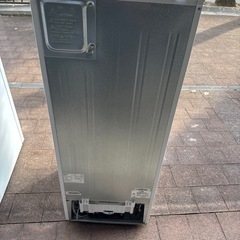 ハイアール2ドア冷凍冷蔵庫2023年製美品の画像