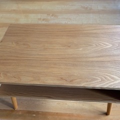 小型テーブルの画像