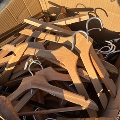 ハンガーまとめて　長久手市より　無料♪の画像