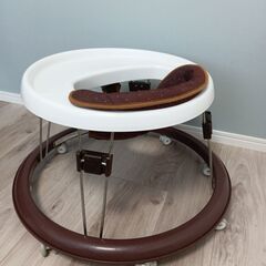ベビー歩行器の画像