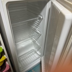 Haier2012年製の冷凍庫の画像