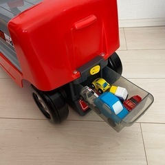 トミカ　サーキットトレーラーの画像