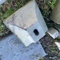 物干し台、ブロック二つの画像