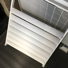 エアコン室外機の風の向きを調整するものの画像