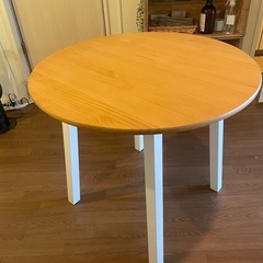 IKEA 丸テーブル　直径85cm×高さ75cm の画像