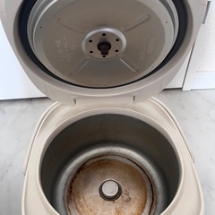 象印 マイコン炊飯器「極め炊き」NS-WB10（2015年製）5.5合の画像