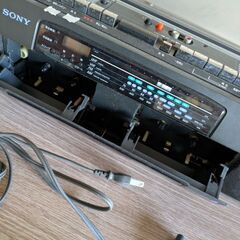 レトロのラジカセの画像