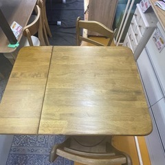 【リサイクルサービス八光】幅72-100㎝　バタフライテーブル　2人掛けダイニングセットの画像