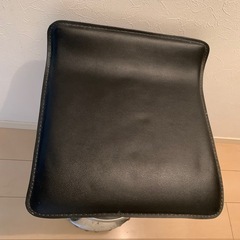 バー
カウンターチェア 昇降式 錆あり ジャンク扱いの画像