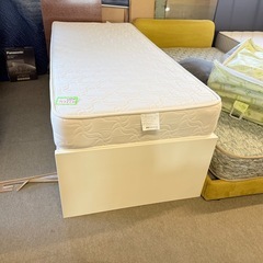 セミシングル　大容量引き出し付きべベッドの画像