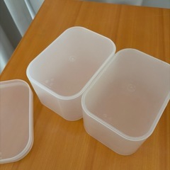 無印良品　再生ポリプロピレン入りメイクボックス　１／２横ハーフの画像