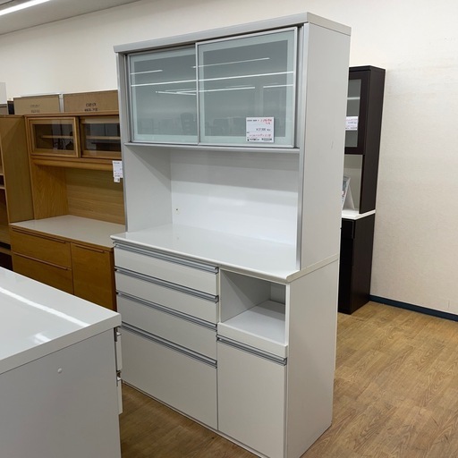 1116-015 ★リユースのサカイ幸手店★　古賀家具 食器棚 白※上段右背板割れ有¥27,500(税込)【備考】W120×D49X H 199