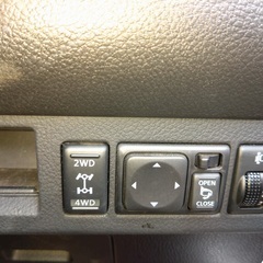 個人 車検令和9年10月まで 四駆 4WD スタッドレスBS VRX3付　全部込み価格 日産ティーダラティオ2012年式の画像