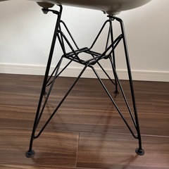 イームズチェア（モダンデコ）の画像