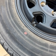 ホイール付きタイヤ　の画像