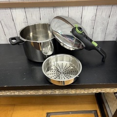 【新品】T-fal 片手式圧力鍋
の画像