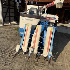 イセキ　コンバインの画像