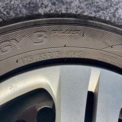 ノーマルタイヤ中古 4本セット175/65R15 の画像