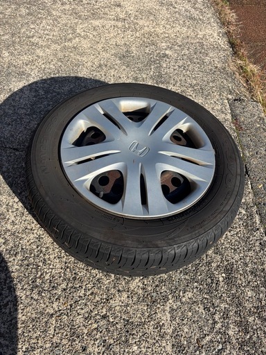 ノーマルタイヤ中古 4本セット175/65R15