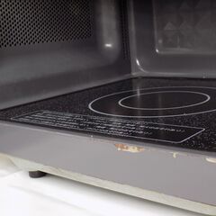 アイリスオーヤマ　電子レンジ　フラットテーブル　2017年製　最高出力700W　IMB-F183-5　庫内サビあり　動作確認済み　【非対面取引です】の画像