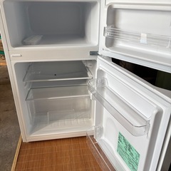 コンパクト冷蔵庫の画像