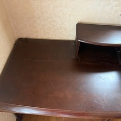 レトロな学習机の画像