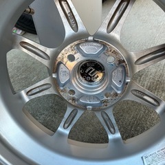 スノータイヤ アルミ付きの画像