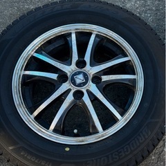 ブリジストンブリザックスタッドレスタイヤ17570R14の画像