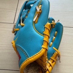 	【練習用に】キッズグローブ 水色×黄色｜引き取り希望 の画像
