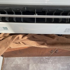 エアコン本体➕室外機➕リモコンの画像