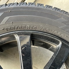 【受け渡し者決定】スタッドレスタイヤ　4本の画像