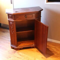 アンティーク　収納家具　引き出し＆鍵付き扉収納家具の画像