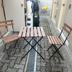 IKEA TARNO　テーブル＆チェア2脚, アカシア材, スチールの画像