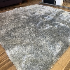 200*200大きめ　フワフワグレーラグ カーペット　持ち帰り大歓迎の画像