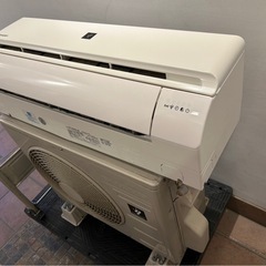 AY-N25D-W 2022年製　8畳用ルームエアコン　室内外機　シャープの画像