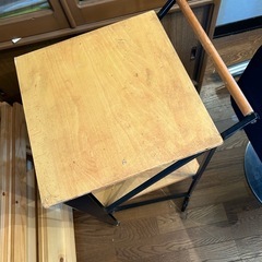 アイアンのカートの画像