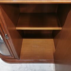 ☆イタリア家具☆カップボード アンティーク【ユーズドユーズ名古屋天白店】JO11-28の画像